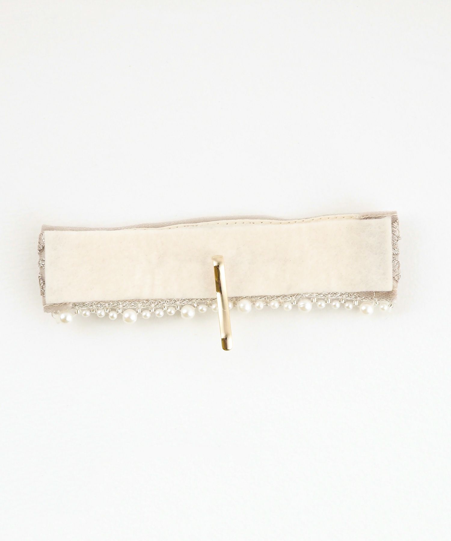 フラワー刺繍パールフック付きシュフィー