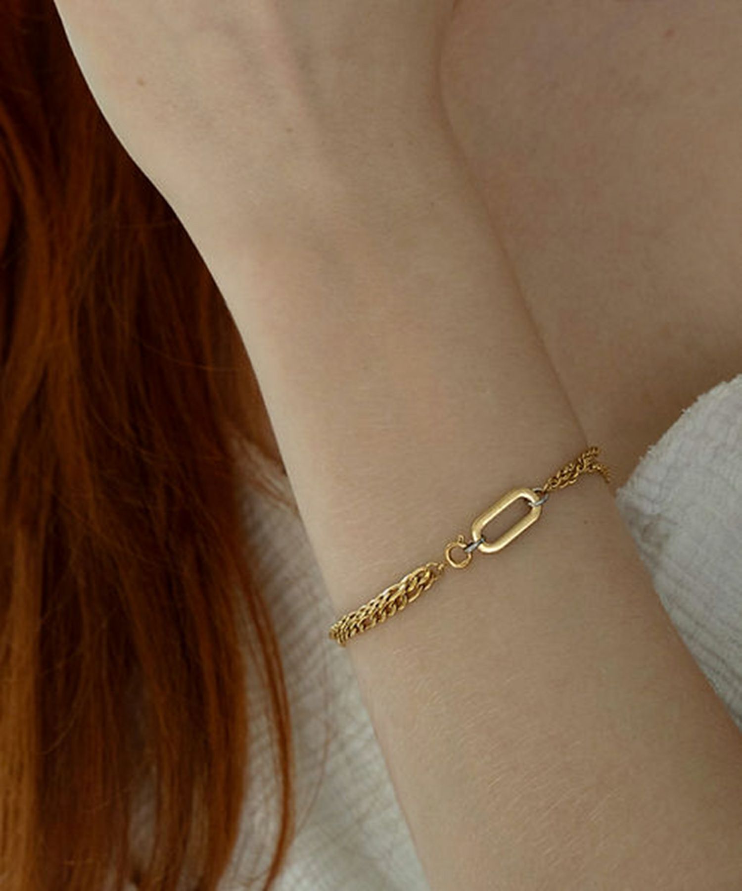 ダブルチェーンサージカルステンレスブレスレット