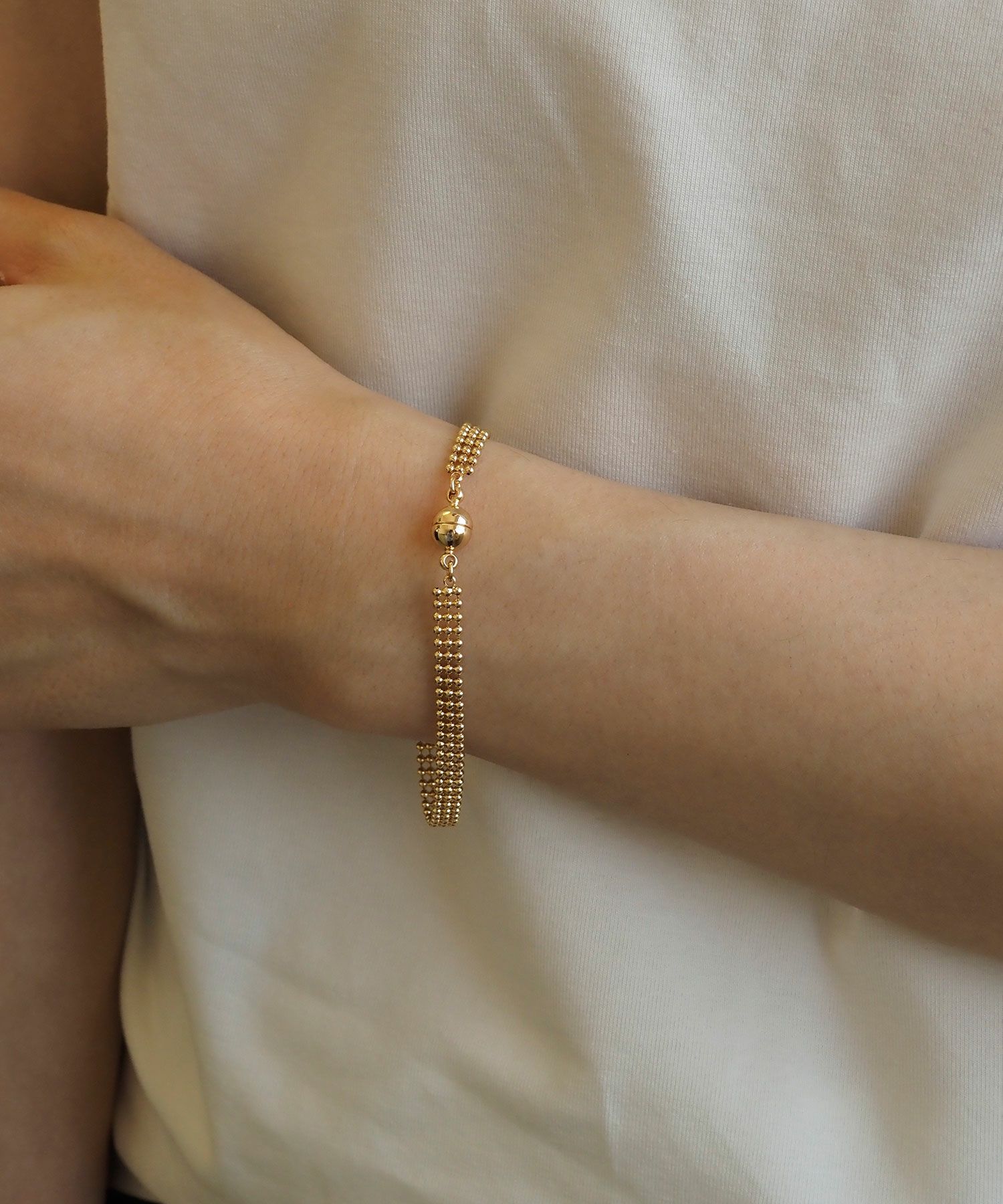 フラットボールフチェーンマグネットブレスレット