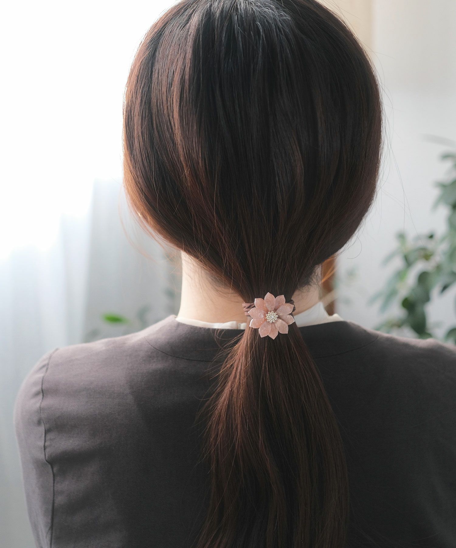 メタルビジューフラワーポニー