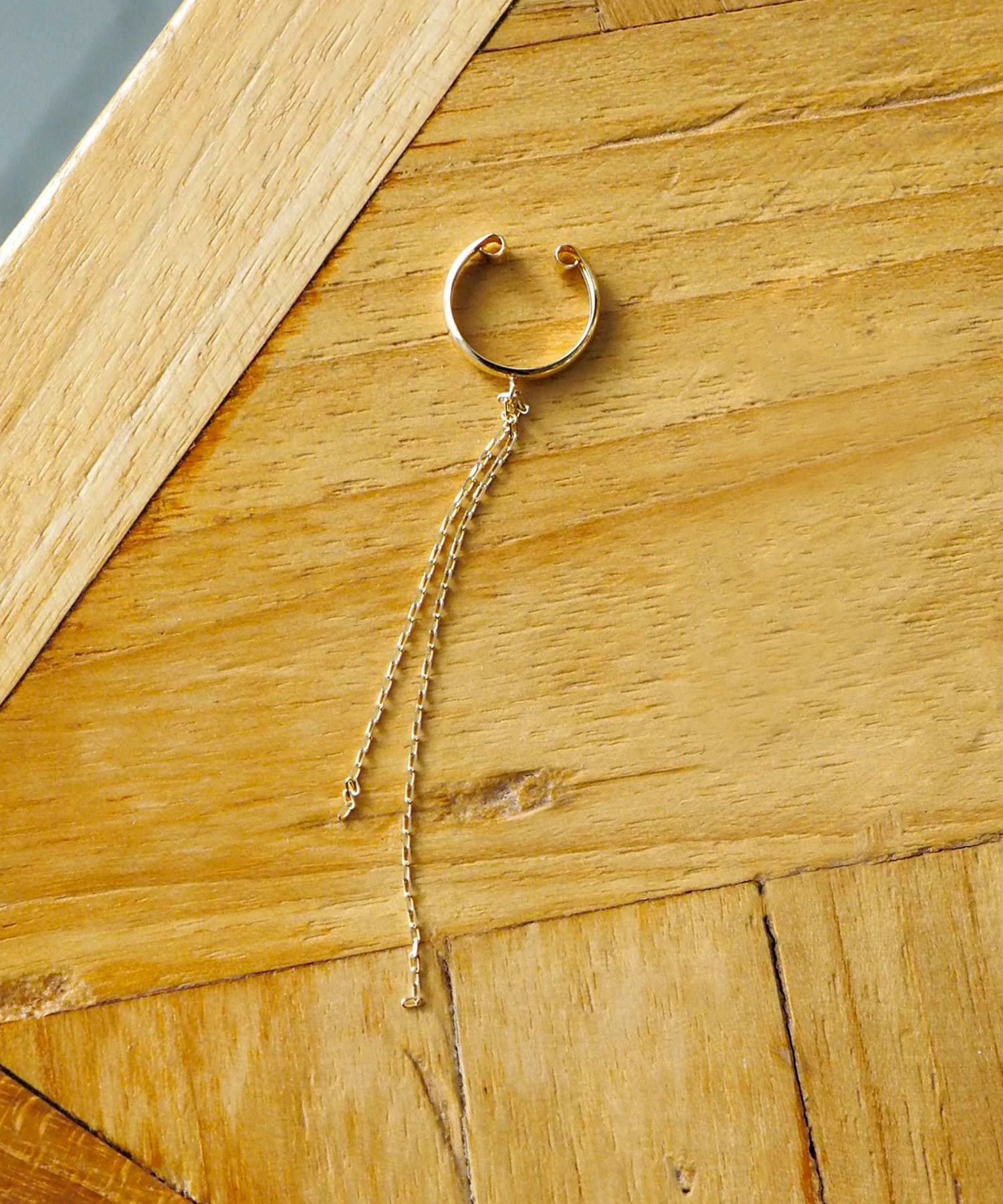 【web限定】[K10]ダブルチェーンイヤーカフ