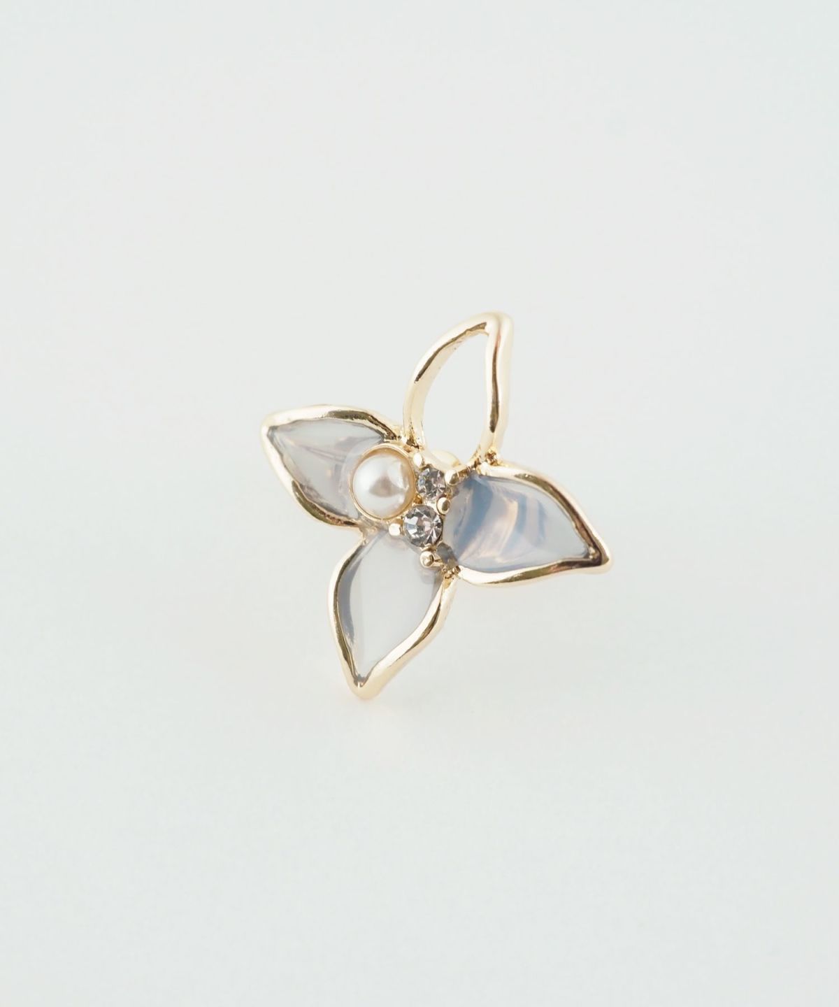 クリアフラワーIMFスプリングイヤリング