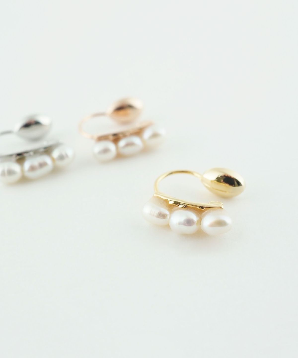 トリプル淡水パールノンホールイヤリング