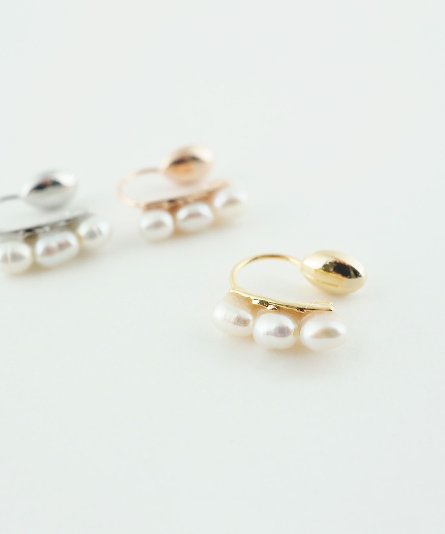 トリプル淡水パールノンホールイヤリング