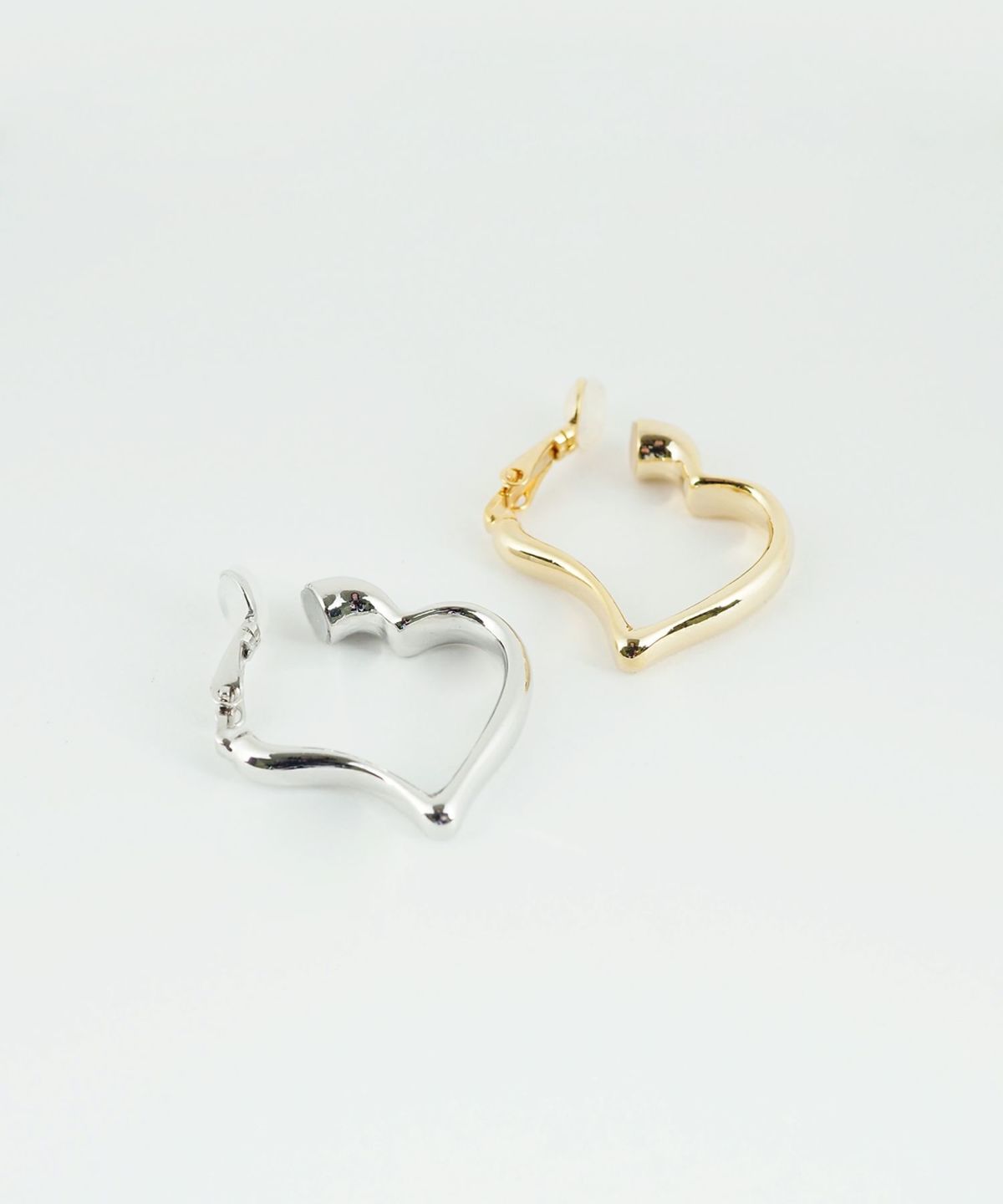 ハートフープIMUFURETイヤリング