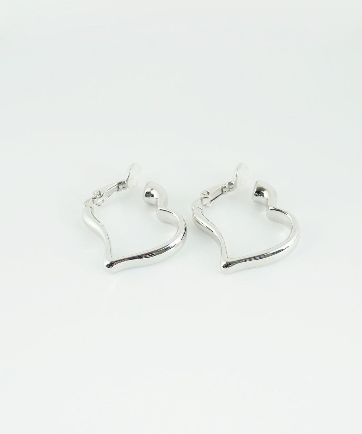 ハートフープIMUFURETイヤリング