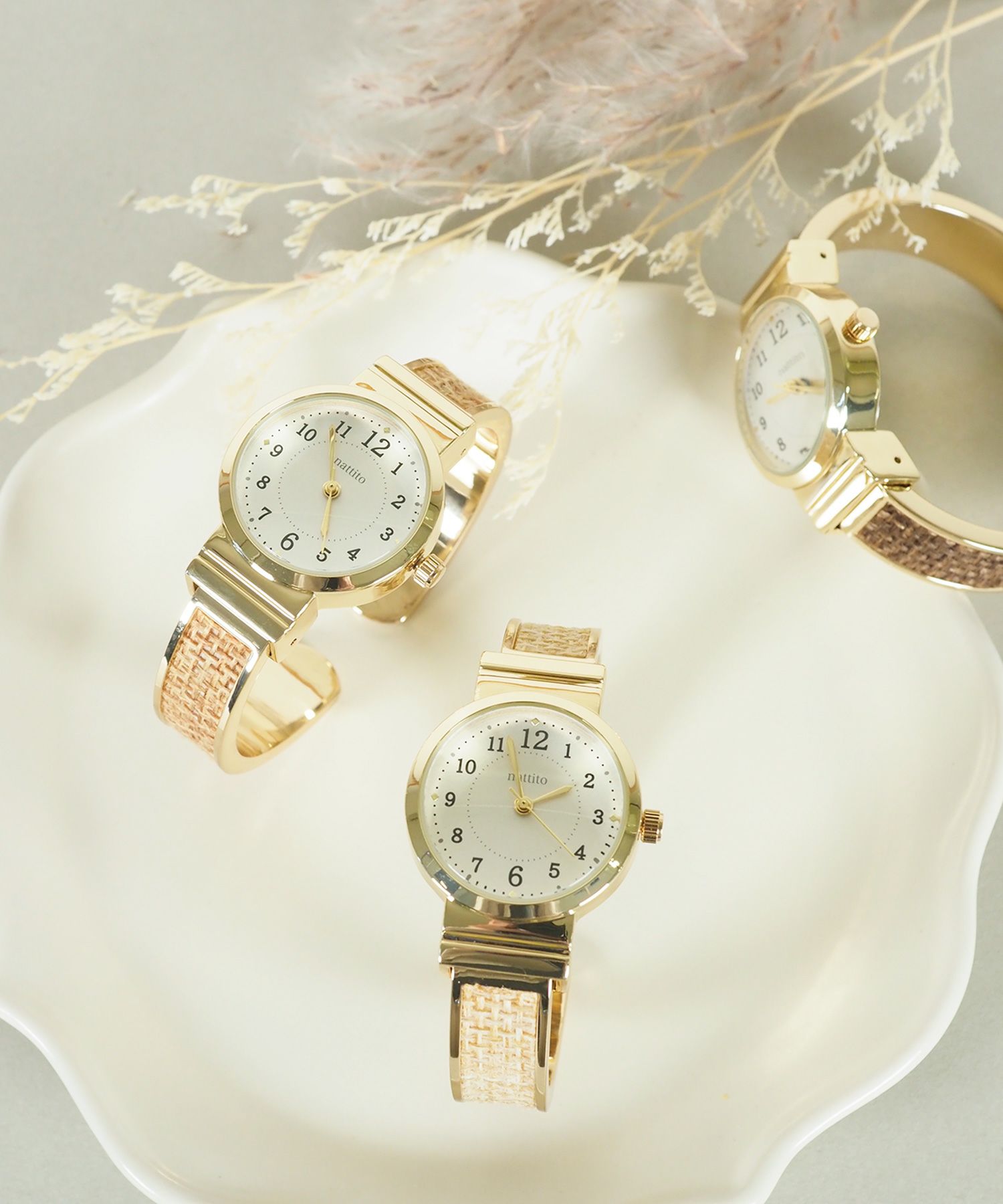 カミラ バングルウォッチ