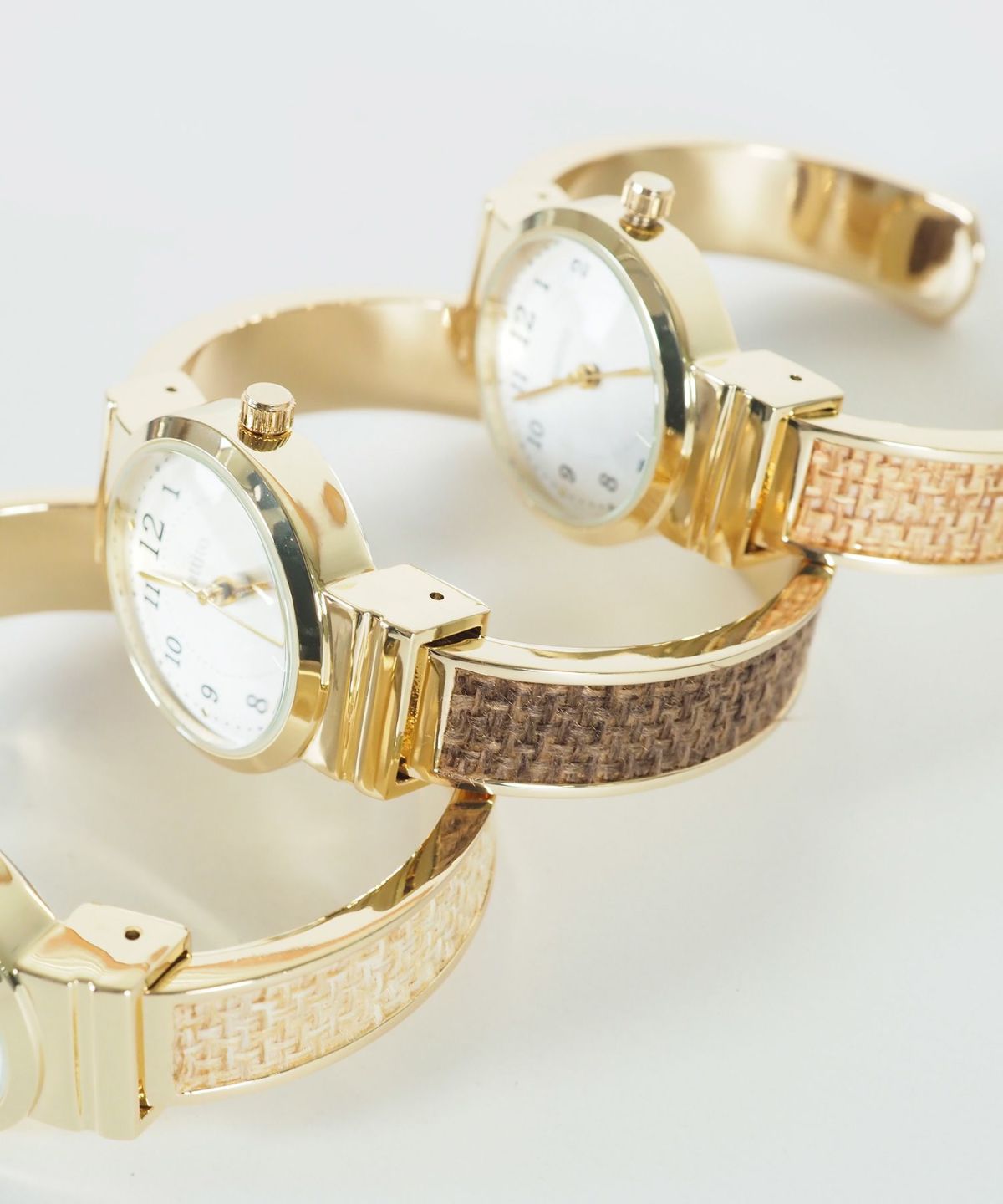 カミラ バングルウォッチ