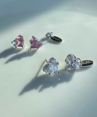 キュービックハートシャイニーチタンポストピアス【Dahlia】 | 【公式