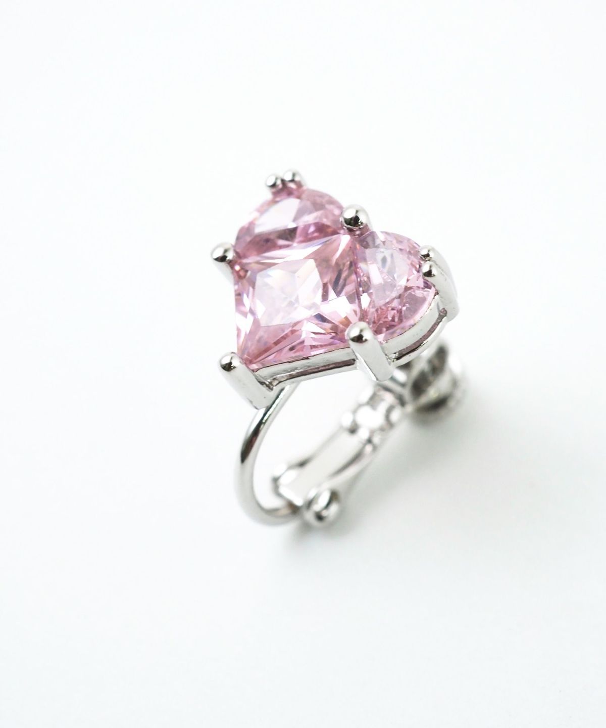 キュービックハートシャイニーイヤリング【Dahlia】