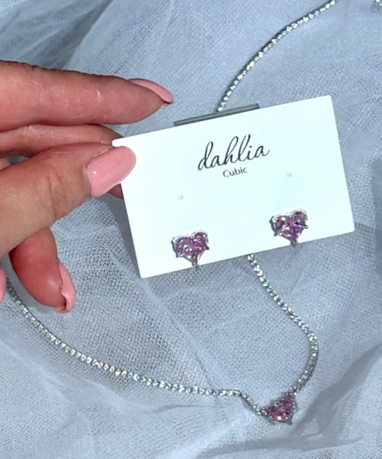 キュービックハートシャイニーネックレス【Dahlia】