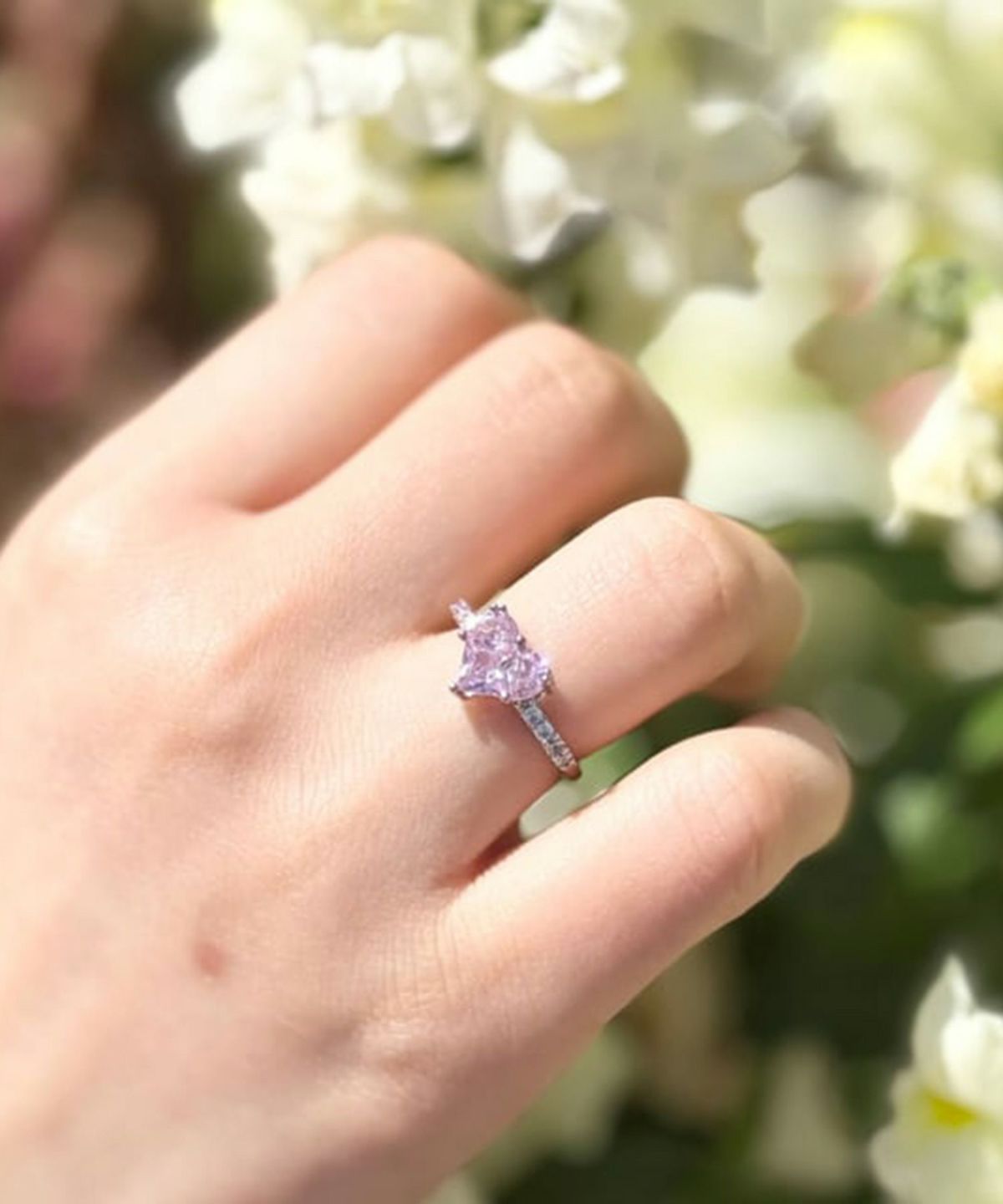 キュービックハートシャイニーリング【Dahlia】