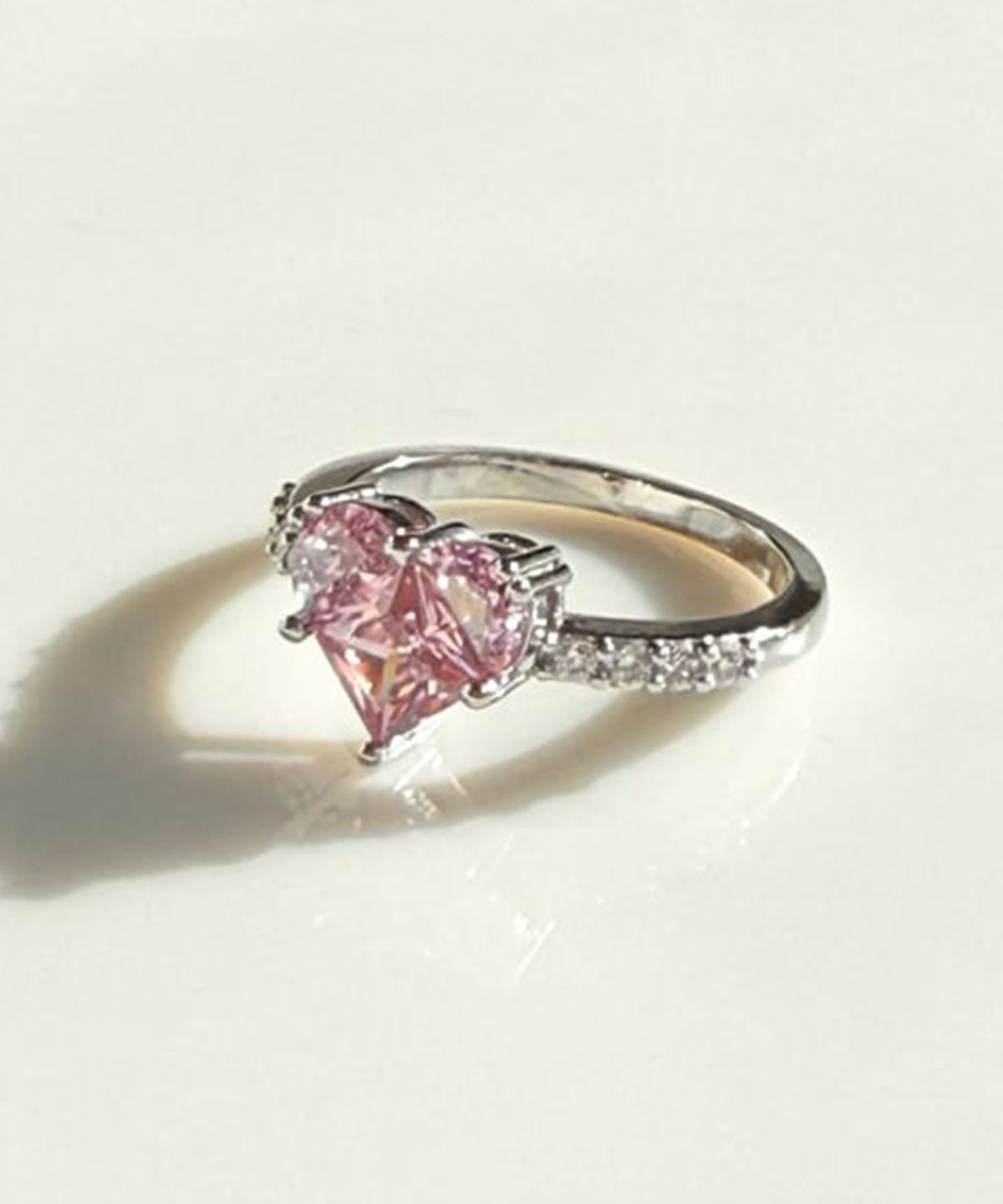 キュービックハートシャイニーリング【Dahlia】