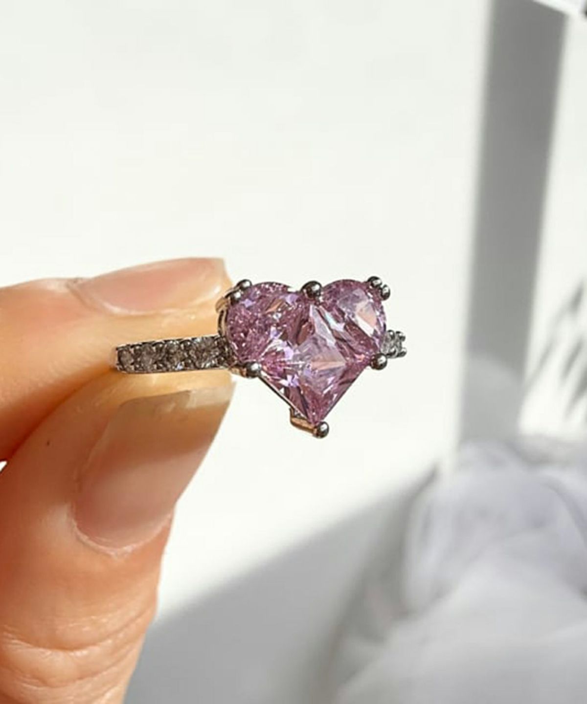 キュービックハートシャイニーリング【Dahlia】