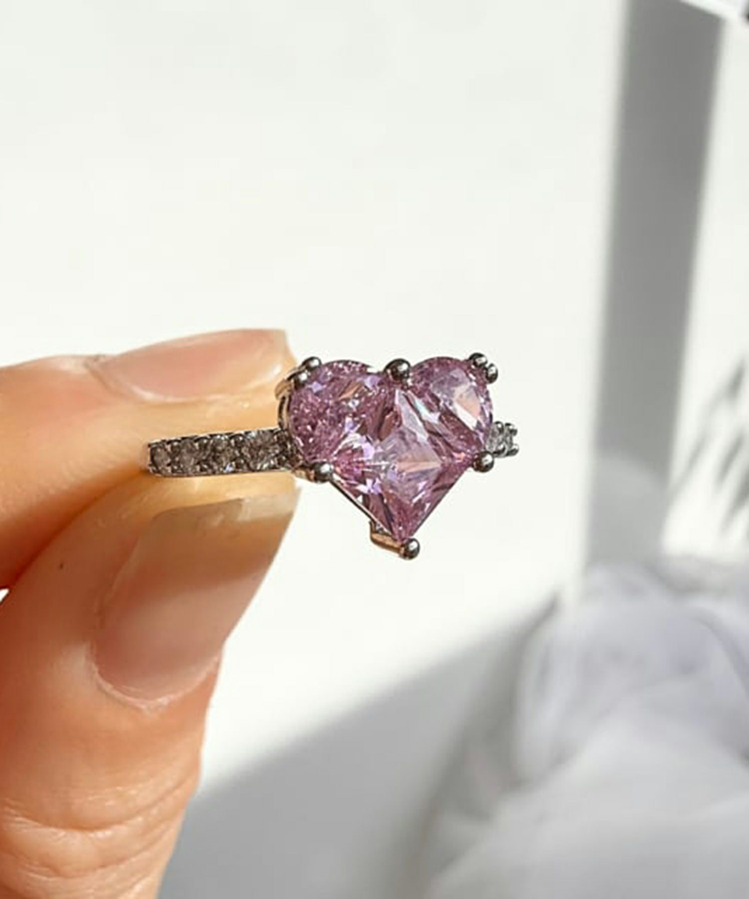 キュービックハートシャイニーリング【Dahlia】