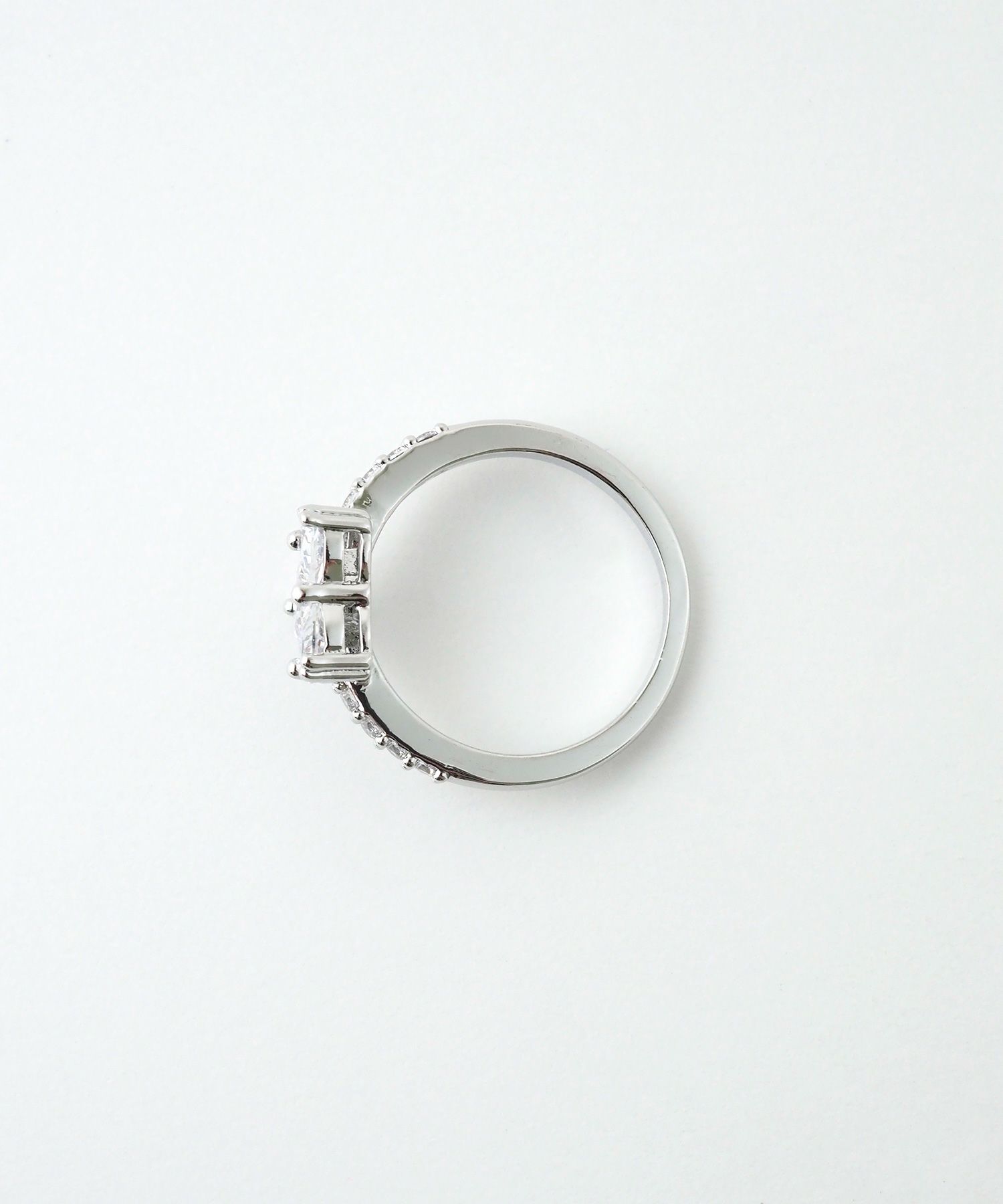 キュービックハートシャイニーリング【Dahlia】