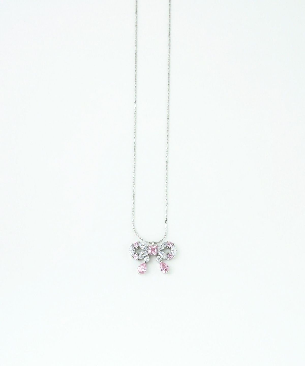 キュービックリボンシャイニーネックレス【Dahlia】