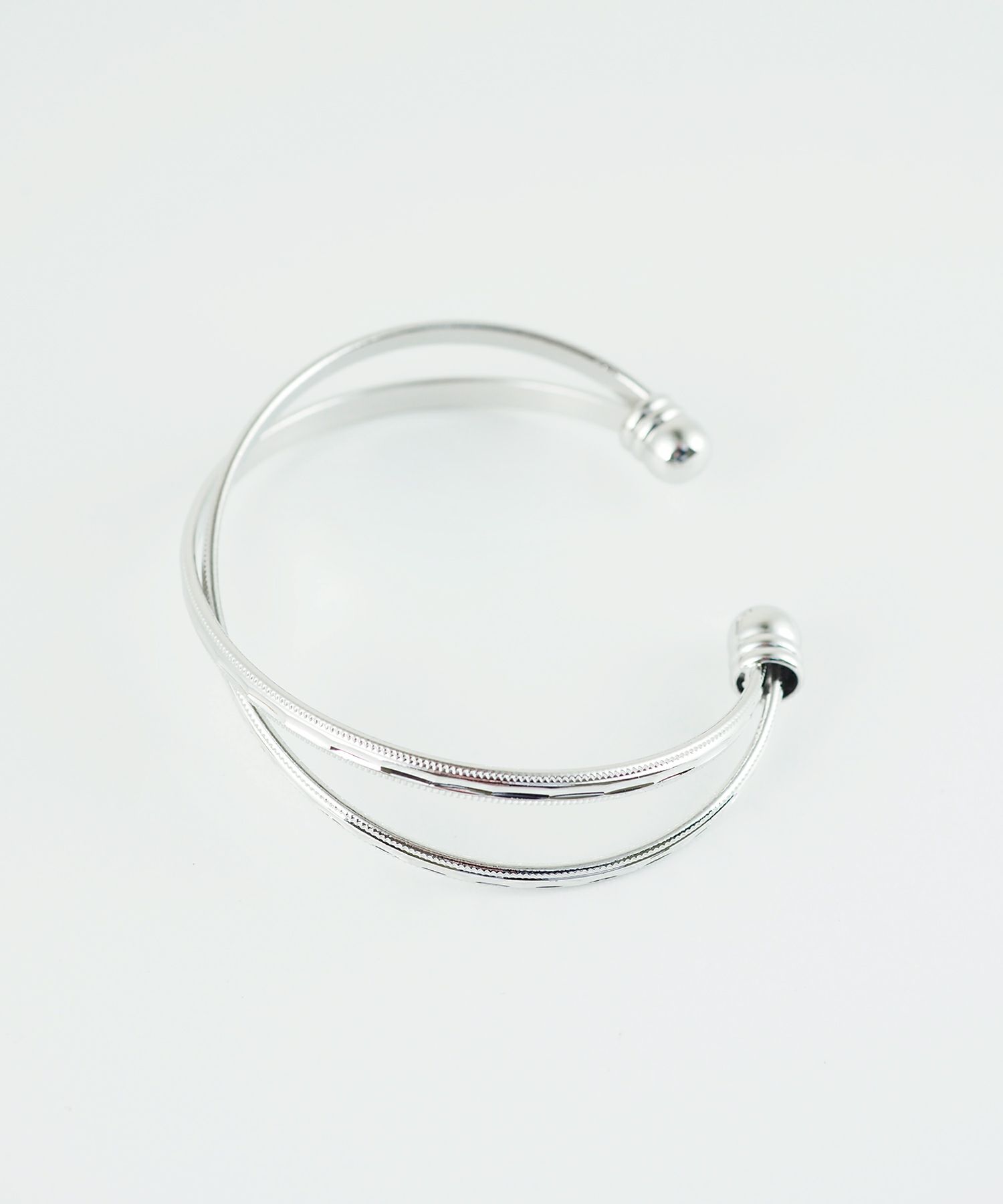 クロスラインメタルバングル