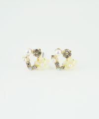 サークルフラワーチタンポストピアス