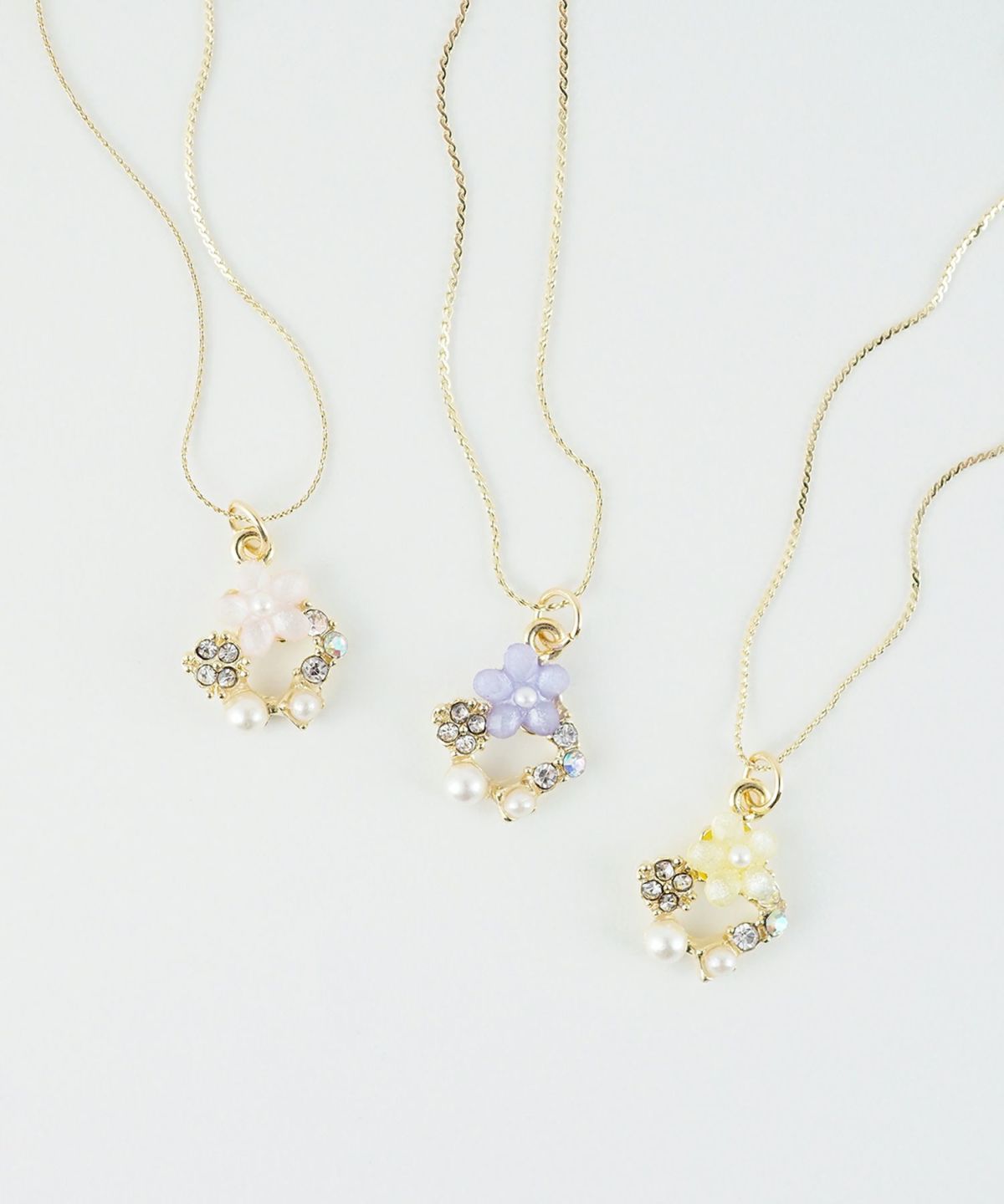 サークルフラワーペンダント