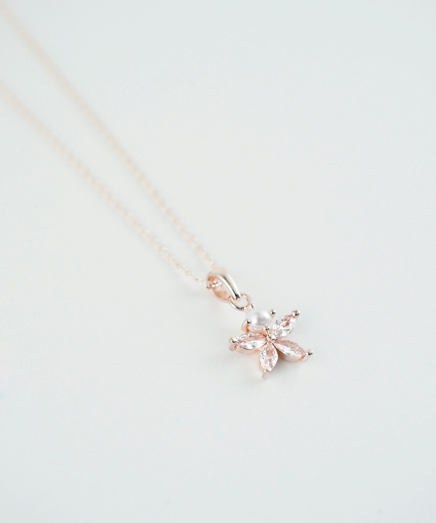 フラワーキュービックペンダント