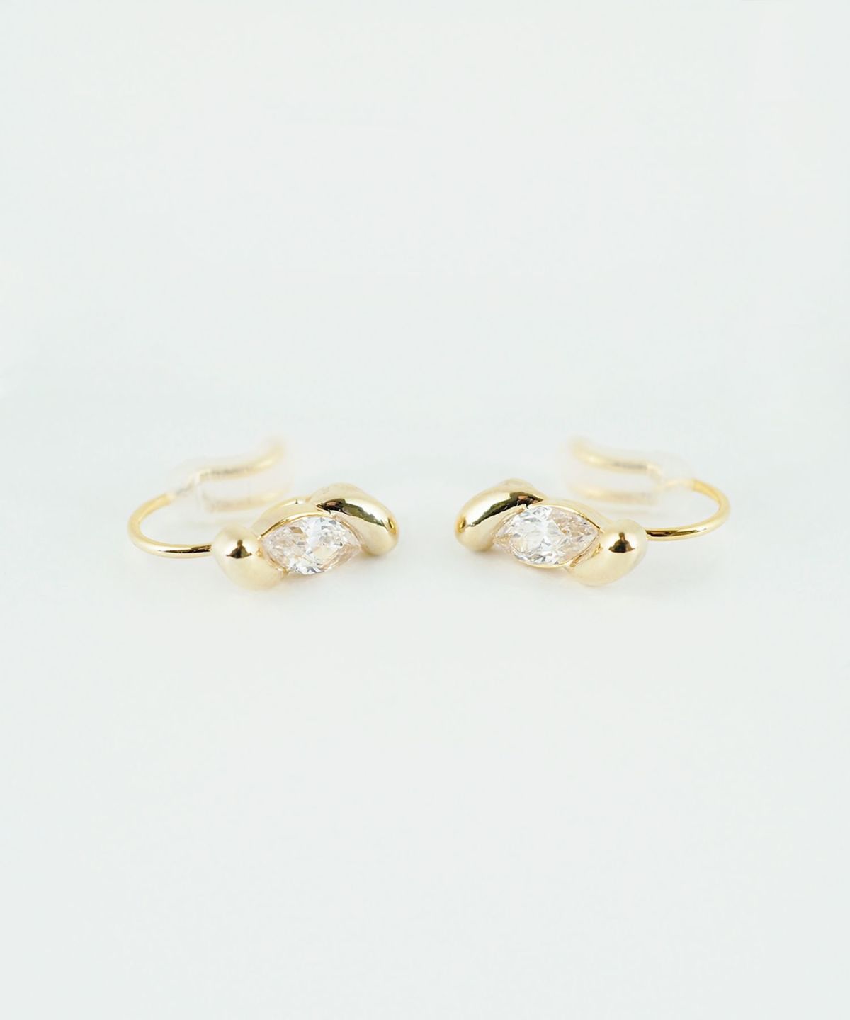 【web限定】ルミツイストジルコニアノンホールイヤリング【Lumirise】