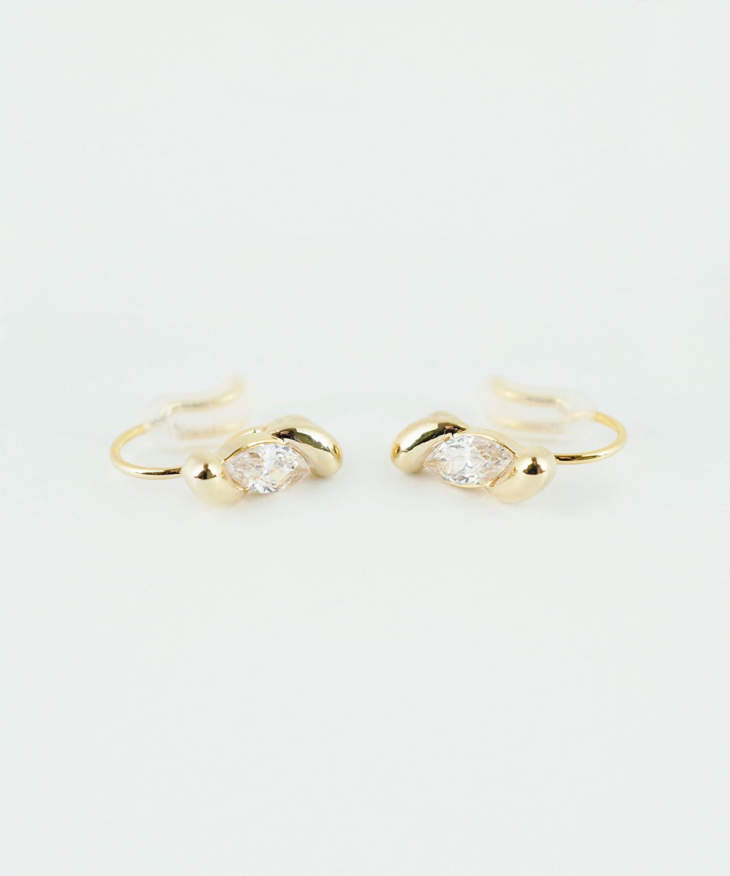 【web限定】ルミツイストジルコニアノンホールイヤリング【Lumirise】