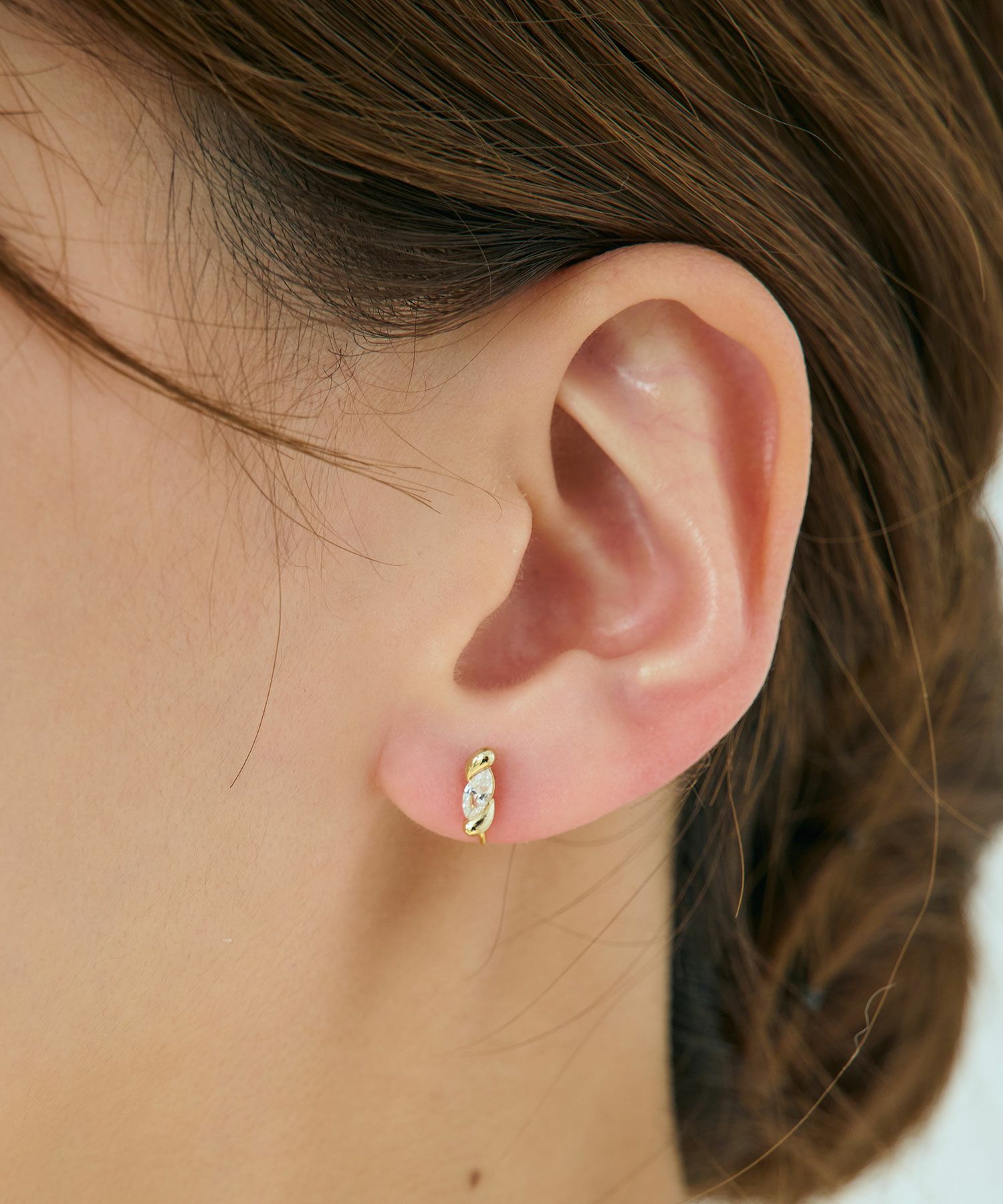 【web限定】ツイストキュービックノンホールイヤリング