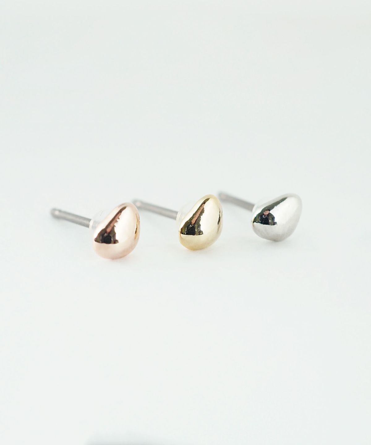 【web限定】ストーンフォルムピュアチタンポストピアス