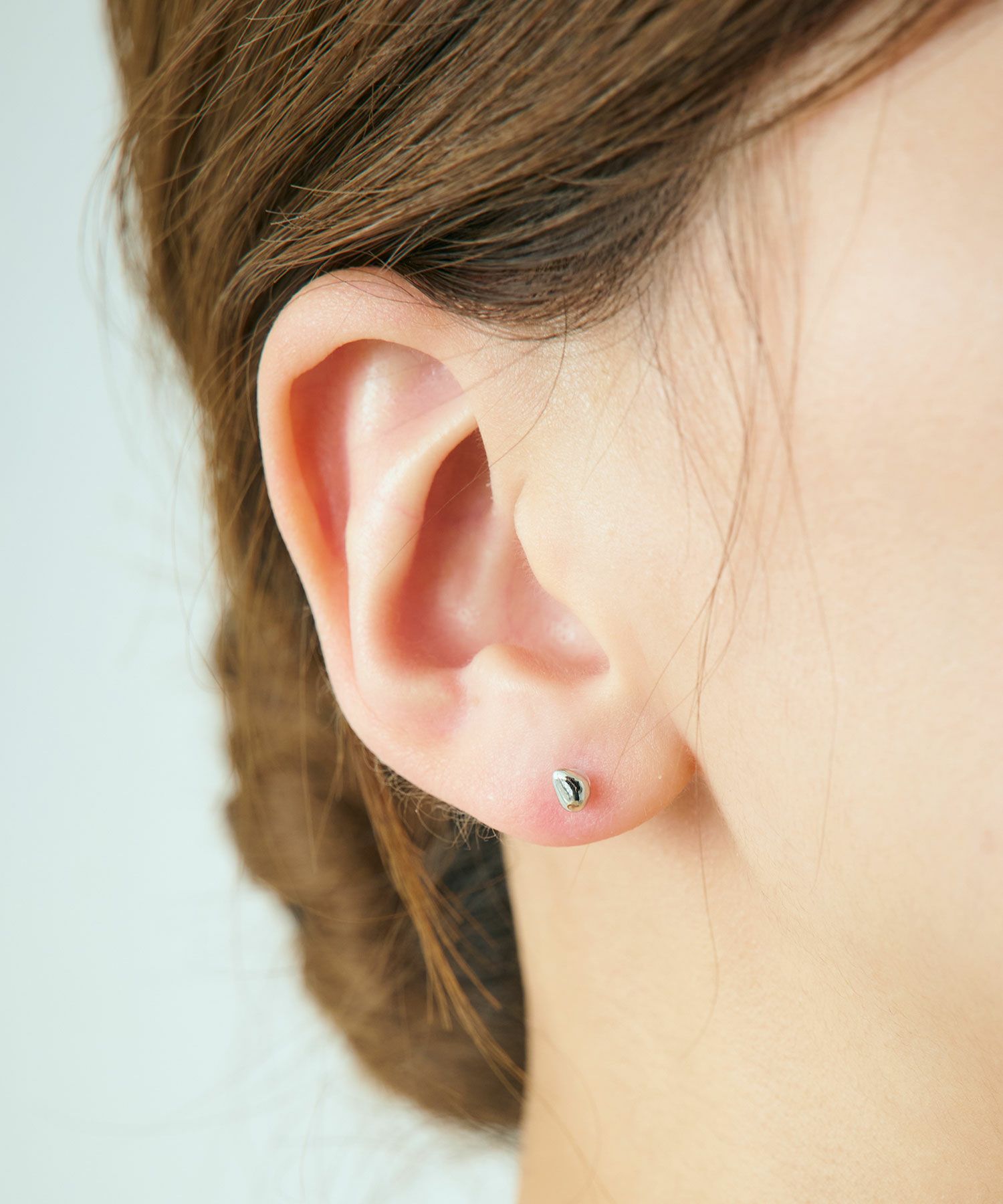 【web限定】ストーンフォルムピュアチタンポストピアス