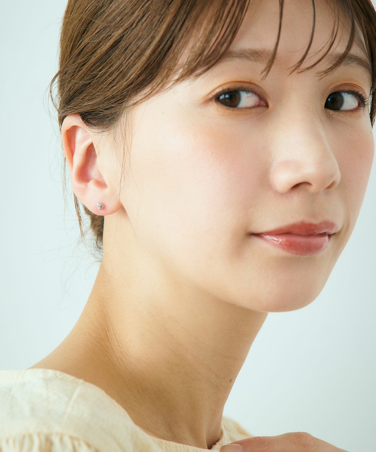 【web限定】ストーンフォルムピュアチタンポストピアス