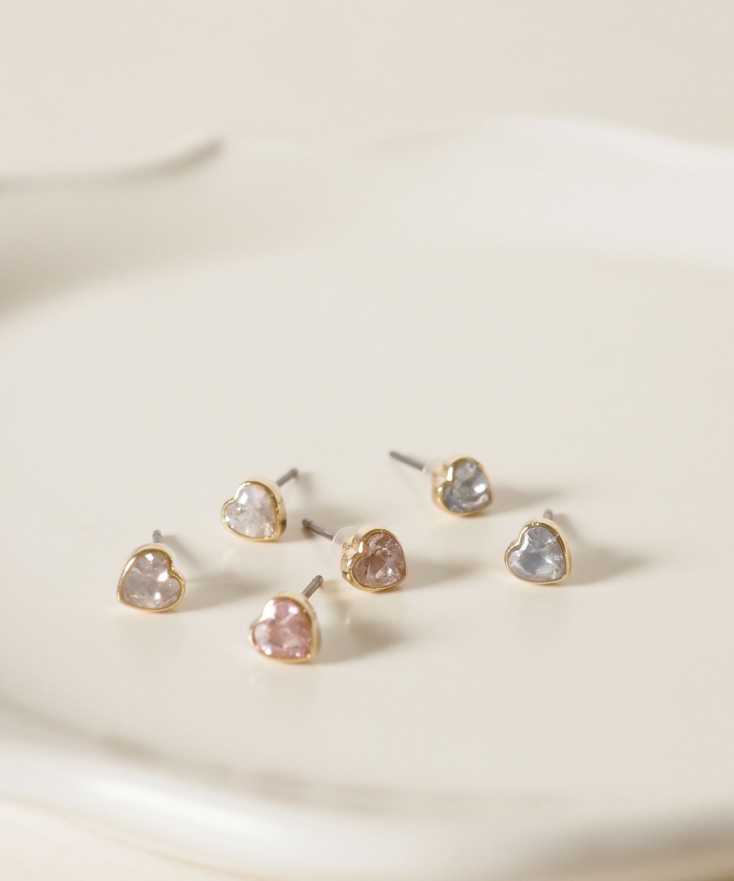 【web限定】ハートキュービックピュアチタンポストピアス