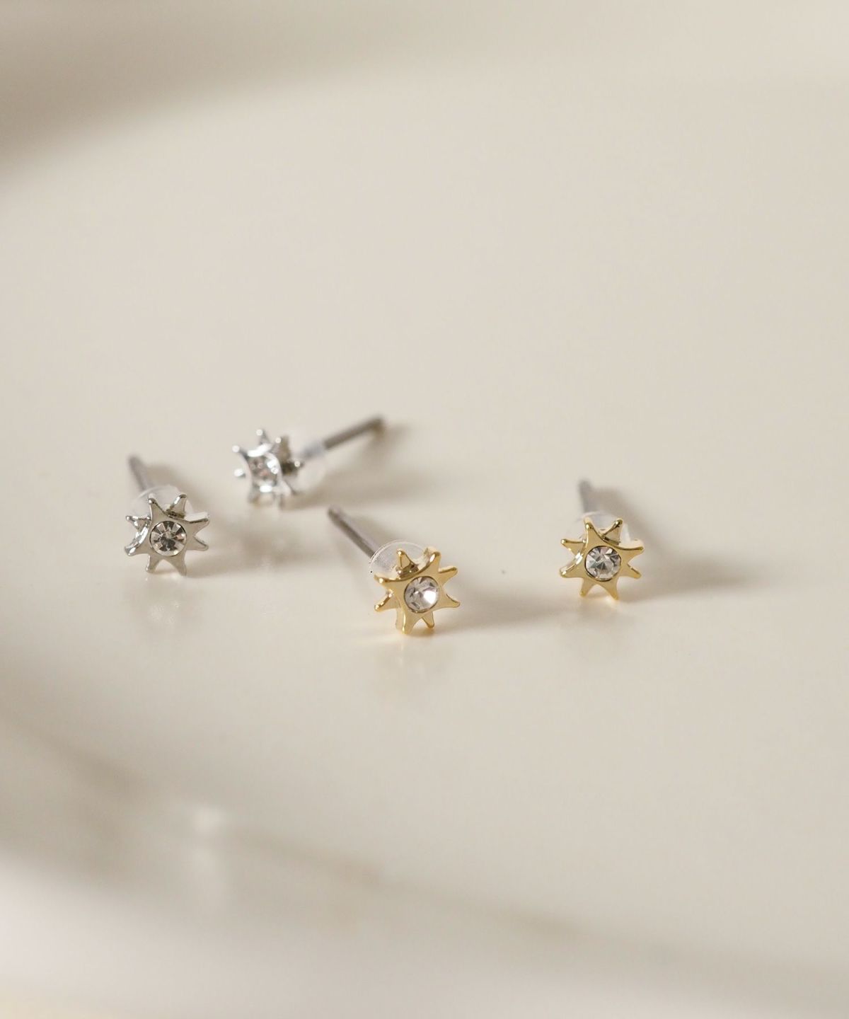 【web限定】ミニシャインピュアチタンポストピアス