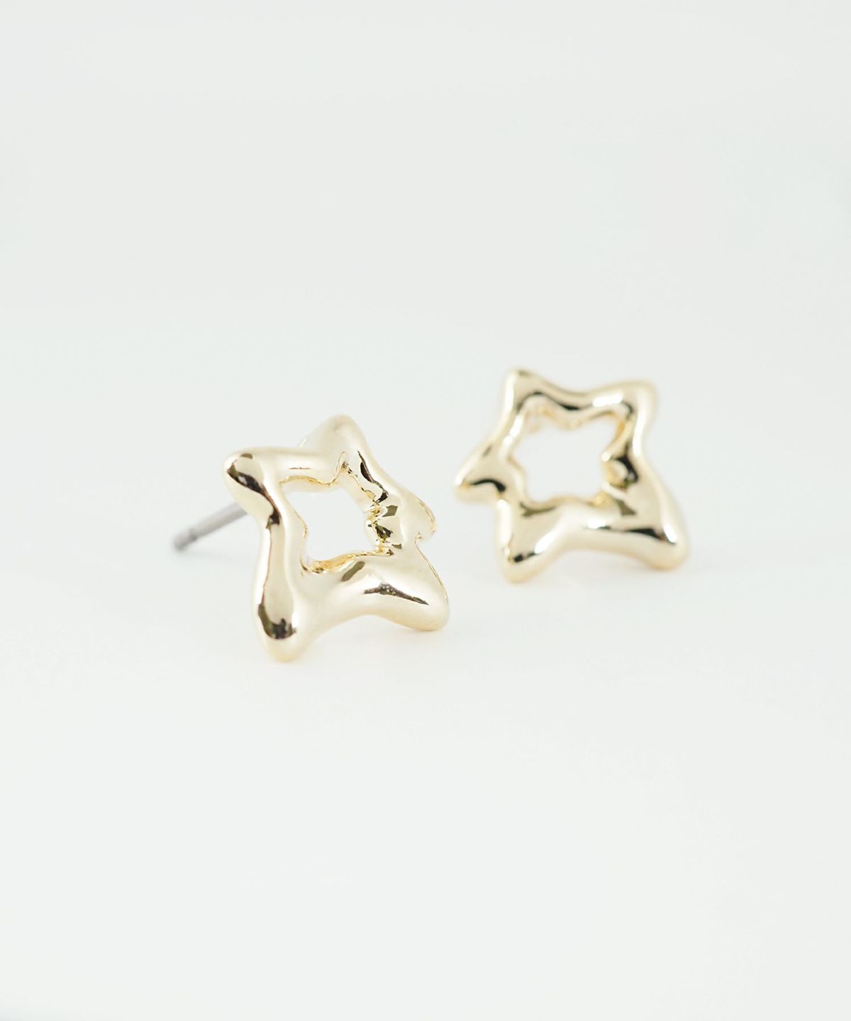 【web限定】オープンスターピュアチタンポストピアス