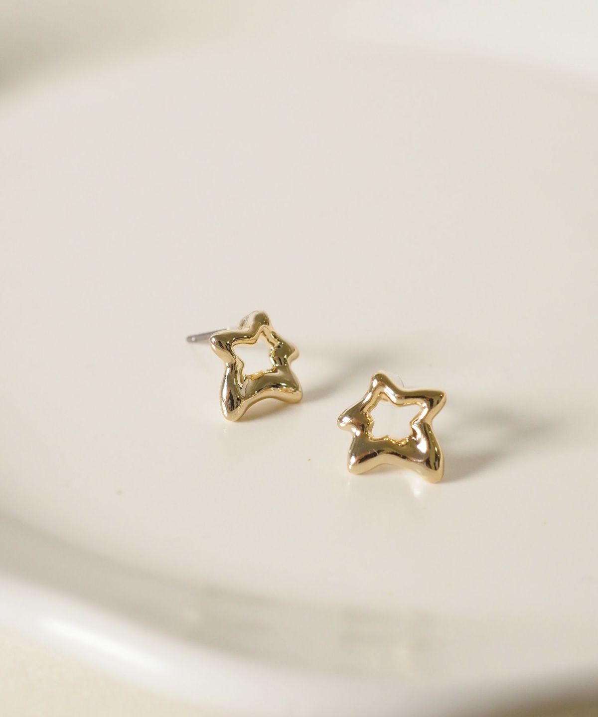 【web限定】オープンスターピュアチタンポストピアス