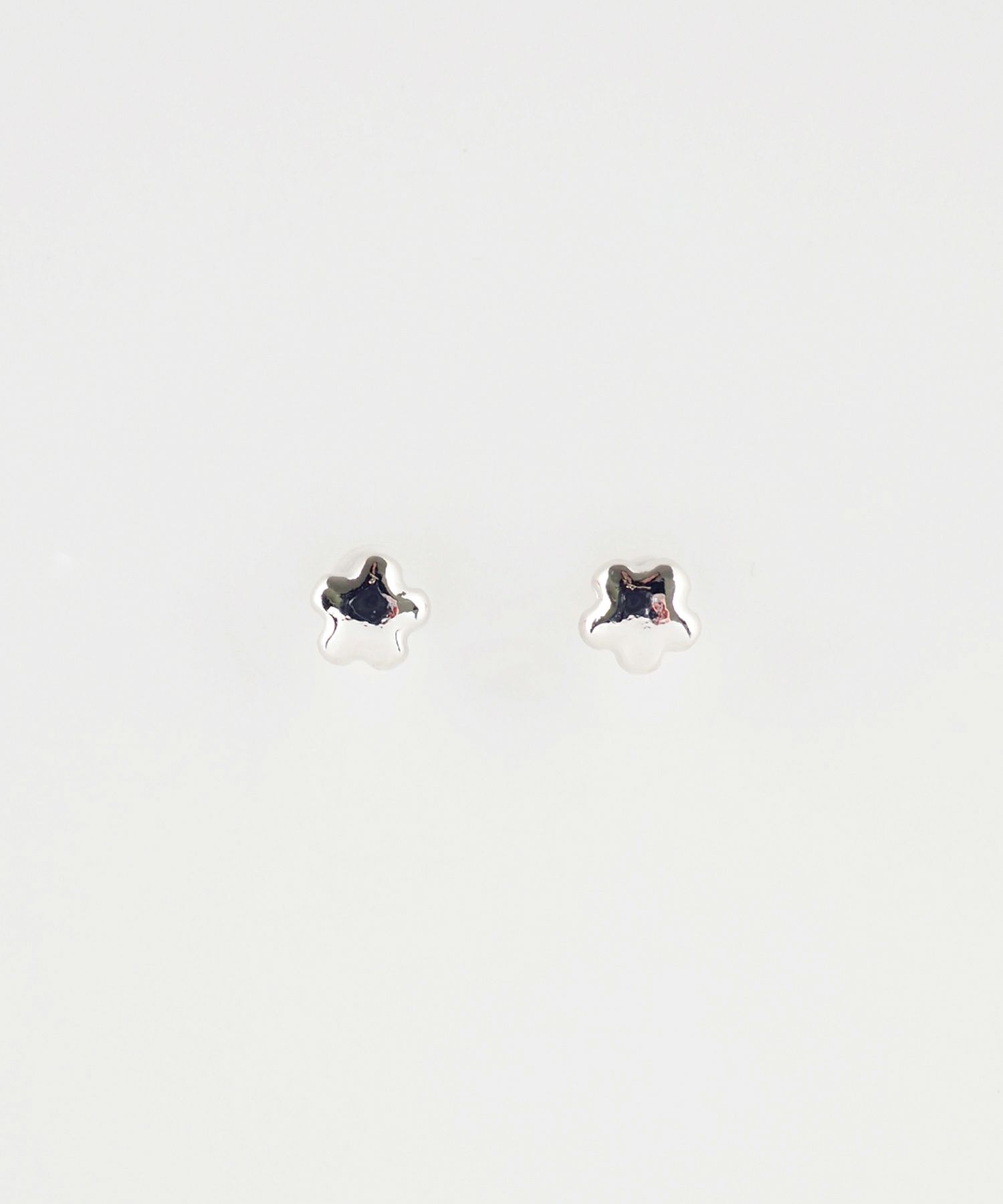 【web限定】ミニスターピュアチタンポストピアス