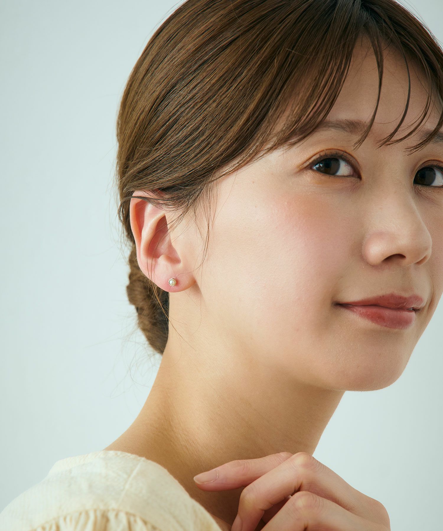 【web限定】ワンポイントパールピュアチタンポストピアス