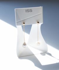 ツートンパールピュアチタンポストピアス【ISS】