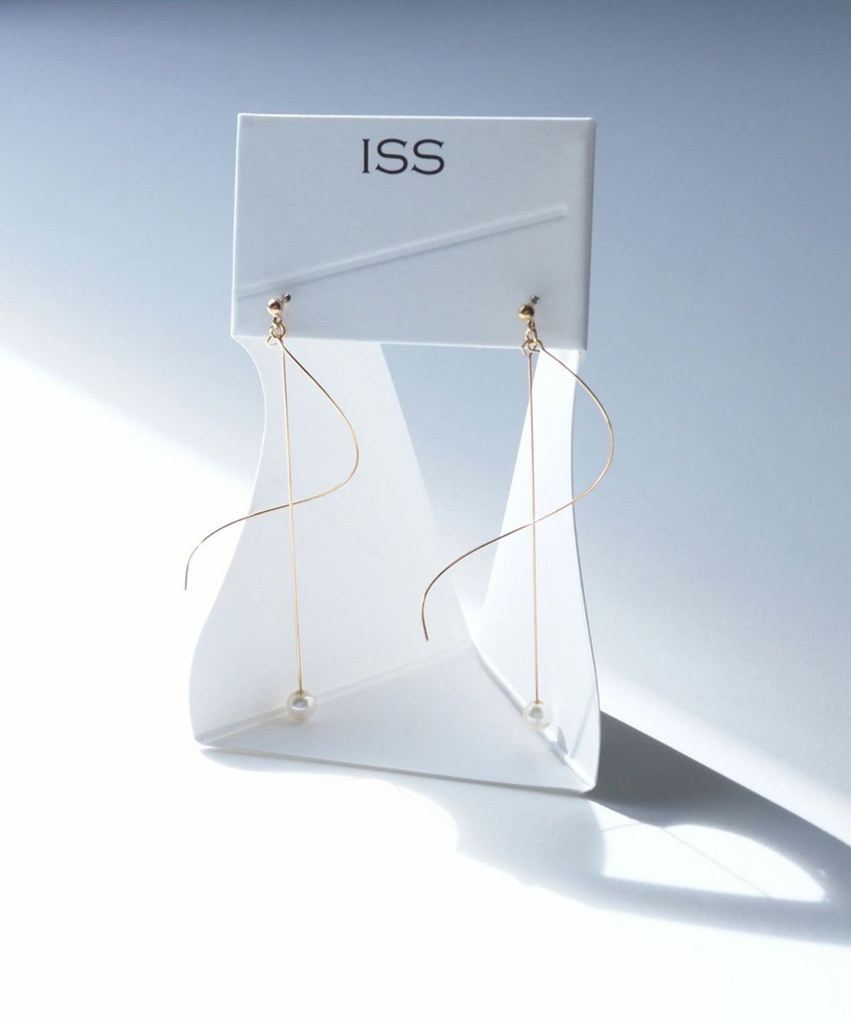 スパイラルパールピュアチタンポストピアス【ISS】