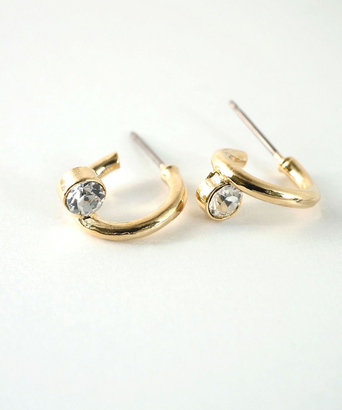 なみストーンピュアチタンポストピアス 【ISS】