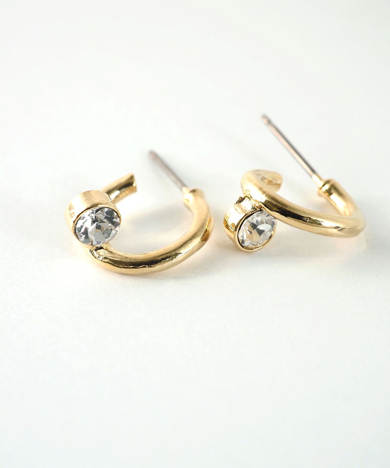 なみストーンピュアチタンポストピアス 【ISS】