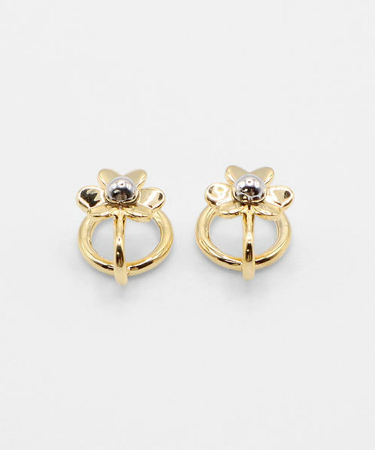 バイカラーフラワーラウンドメタルイヤリング1