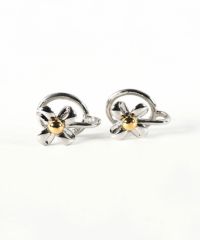 バイカラーフラワーラウンドメタルイヤリング3