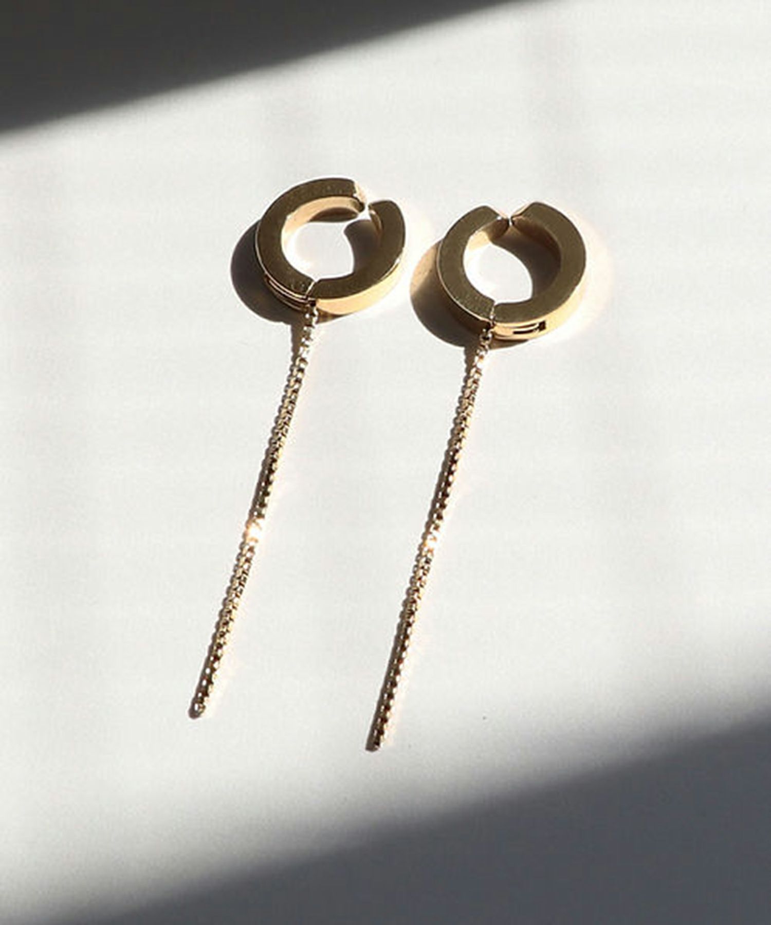 ナローチェーンワンタッチサージカルステンレスイヤリング