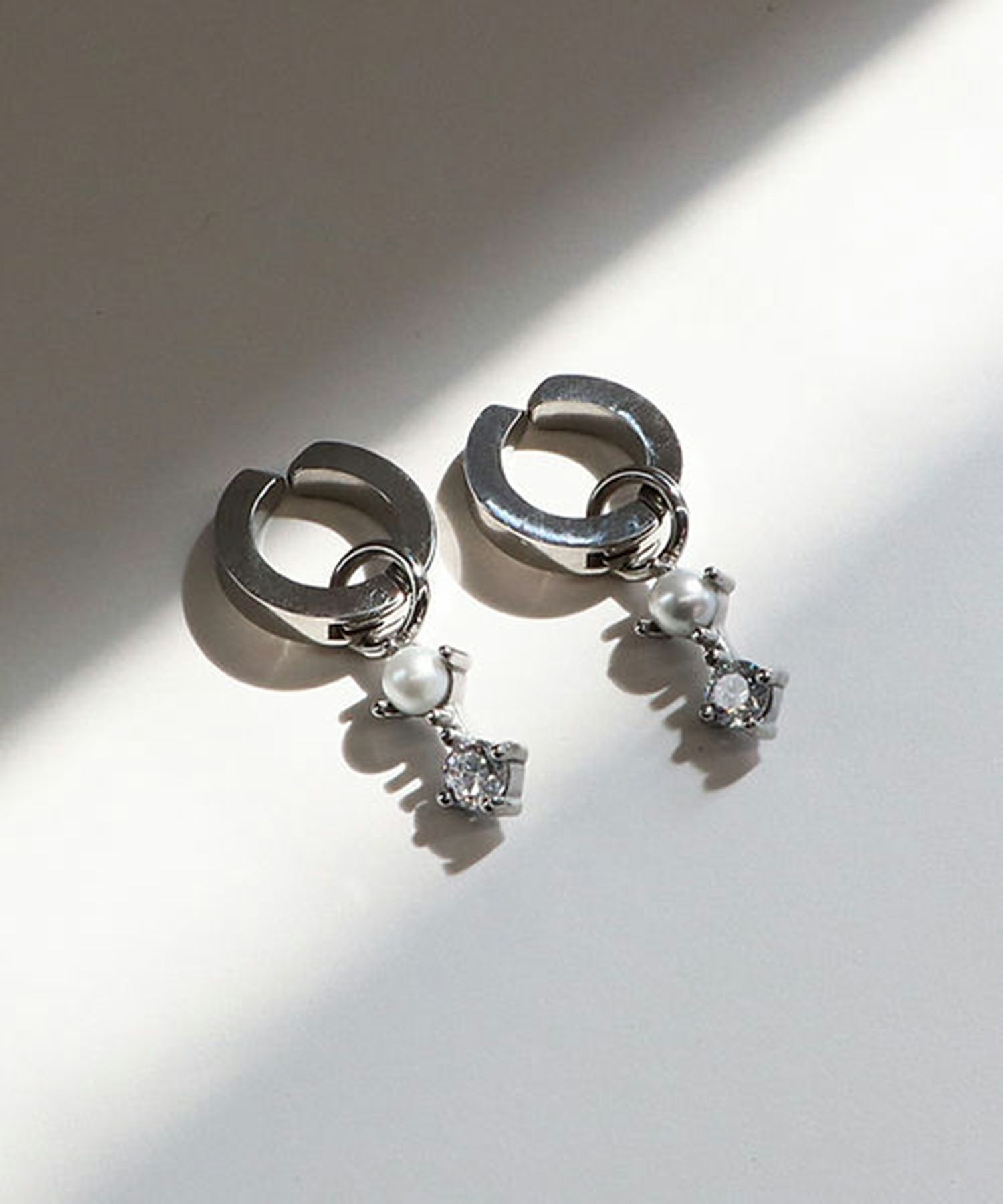 パールキュービックワンタッチサージカルステンレスイヤリング