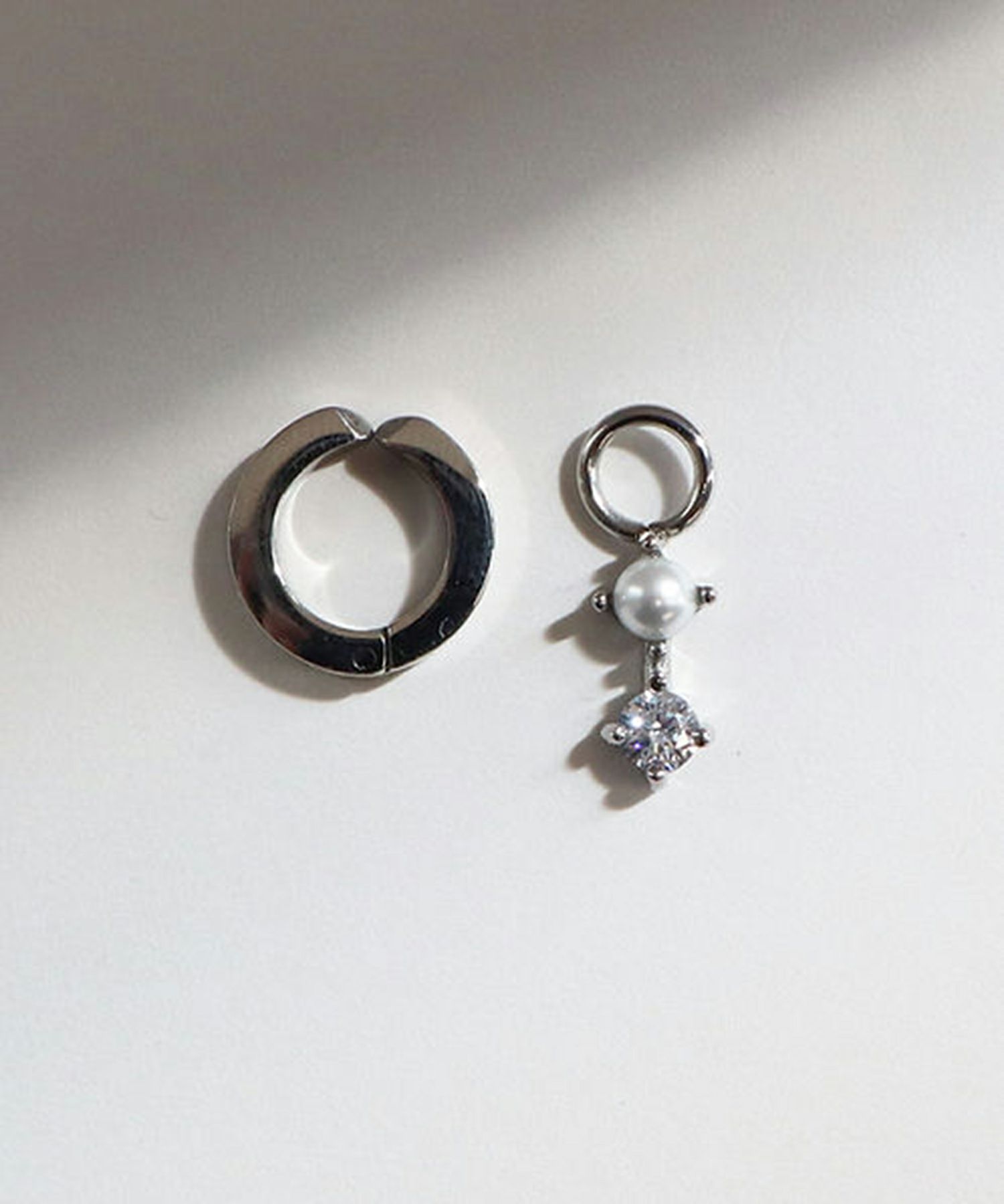 パールキュービックワンタッチサージカルステンレスイヤリング