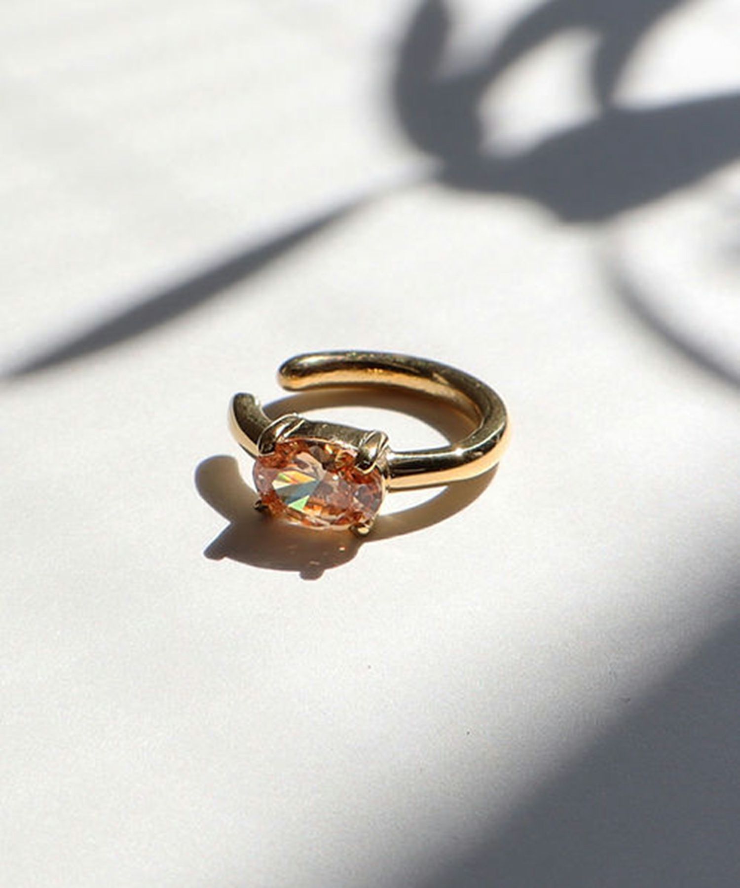 オーバルキュービックサージカルステンレスイヤーカフ