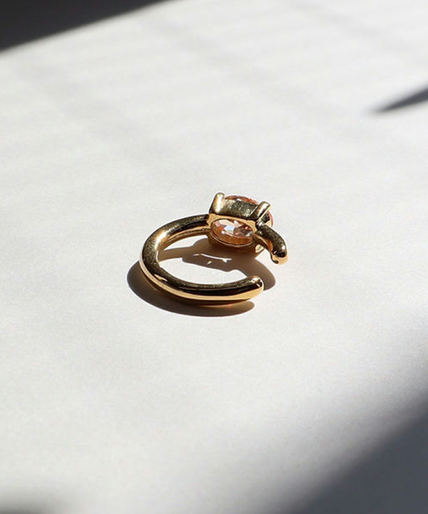 オーバルキュービックサージカルステンレスイヤーカフ