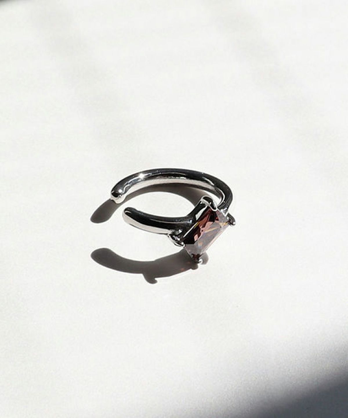 スクエアキュービックサージカルステンレスイヤーカフ