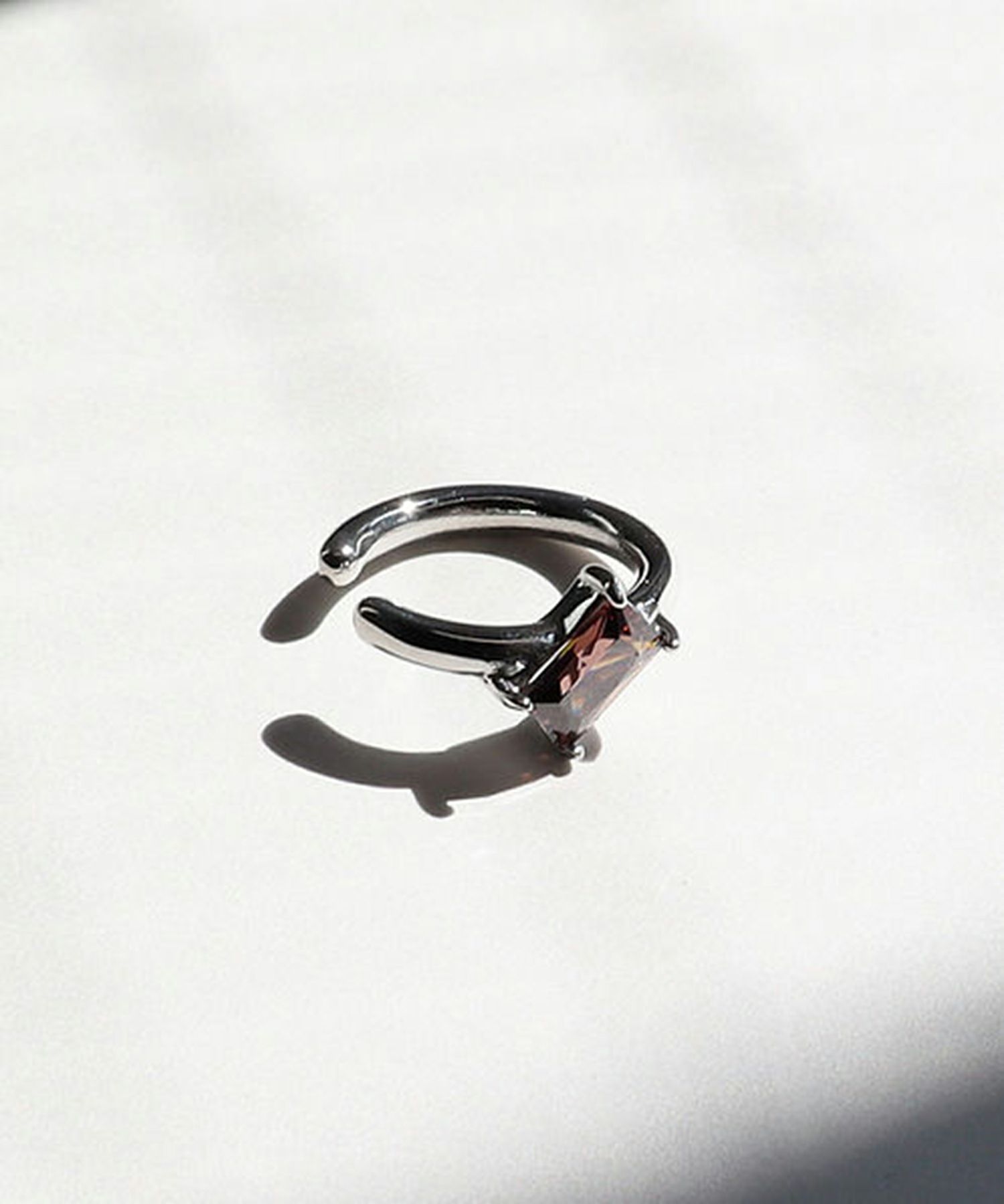 スクエアキュービックサージカルステンレスイヤーカフ